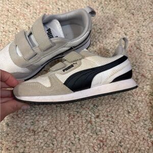 Puma Kids Shoes in Black and Cream